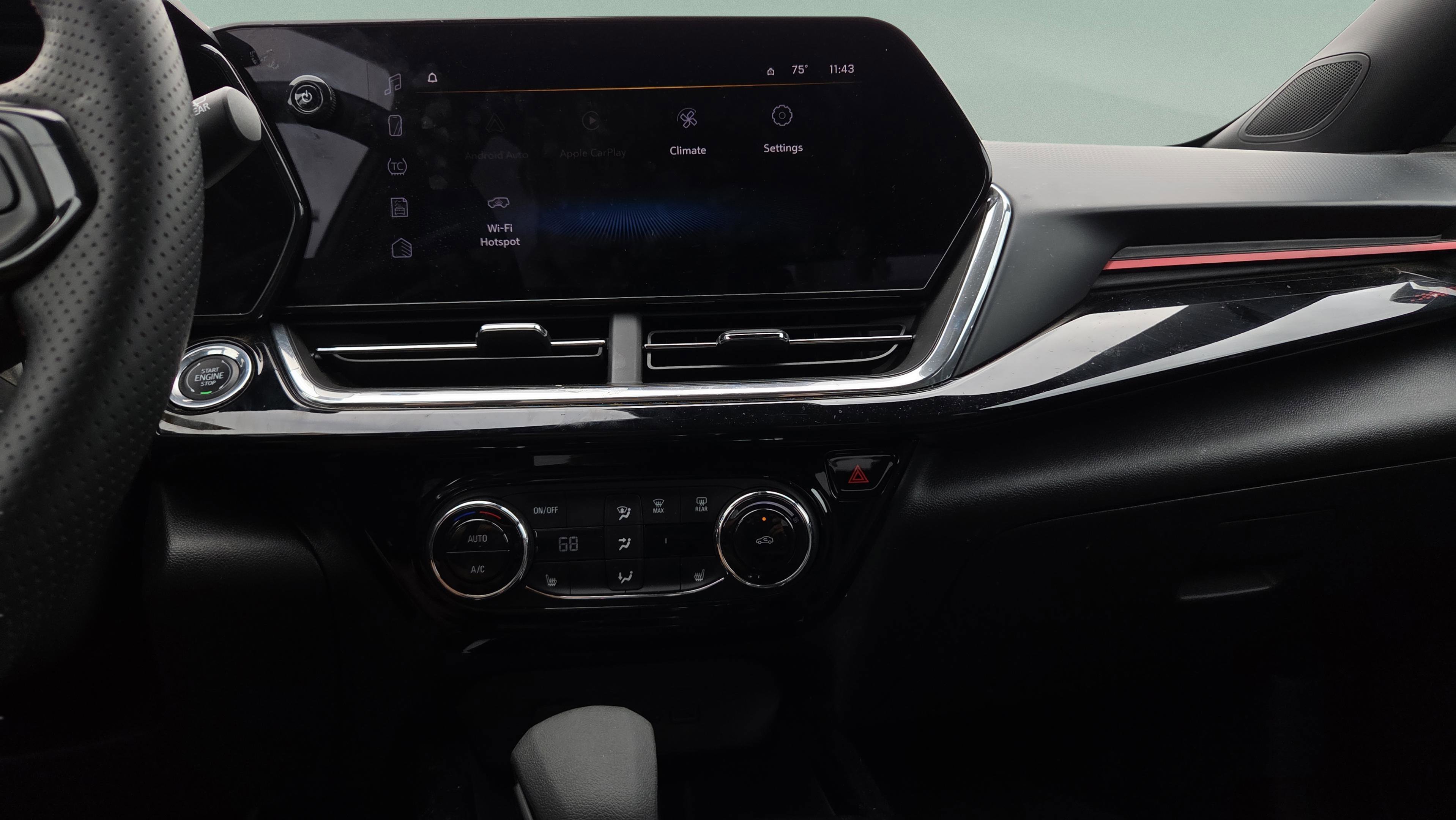 Used 2025 Chevrolet Trax RS w/ Driver Confidence Package FWD image 18