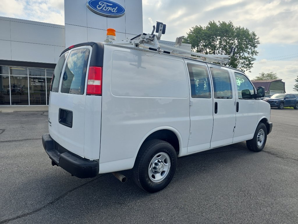 Used 2015 Chevrolet Express 2500 RWD image 6