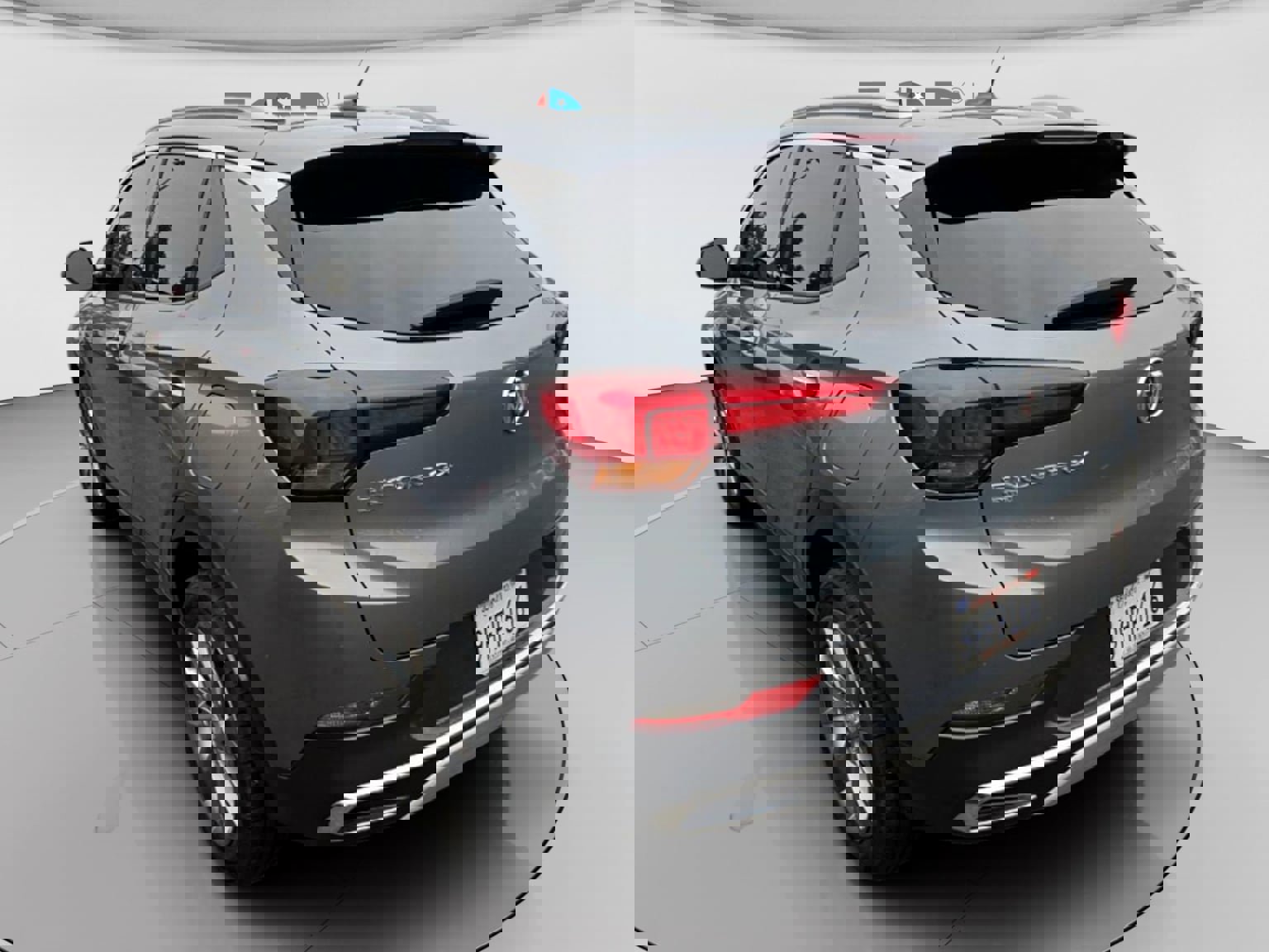 Used 2021 Buick Encore GX Essence w/ Experience Buick Package image 3