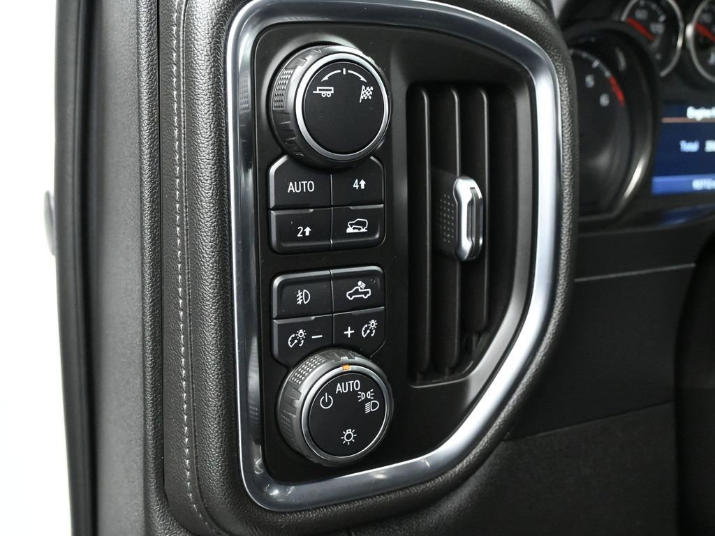Used 2019 Chevrolet Silverado 1500 RST w/ All-Star Edition AWD/4WD image 27