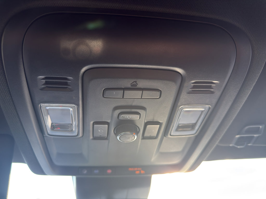 Used 2023 Chevrolet Tahoe Z71 w/ Z71 Off-Road Package image 22