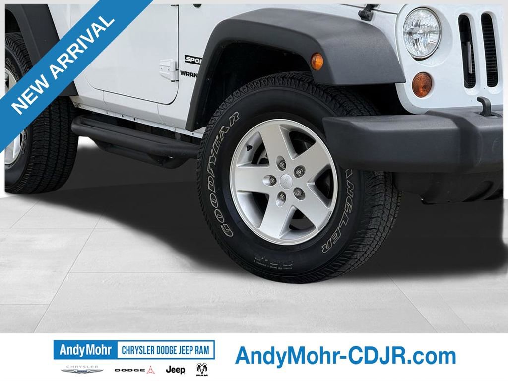 Used 2013 Jeep Wrangler Sport AWD/4WD image 28