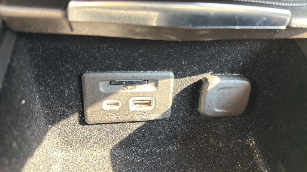 Certified 2023 Cadillac XT4 Sport image 24