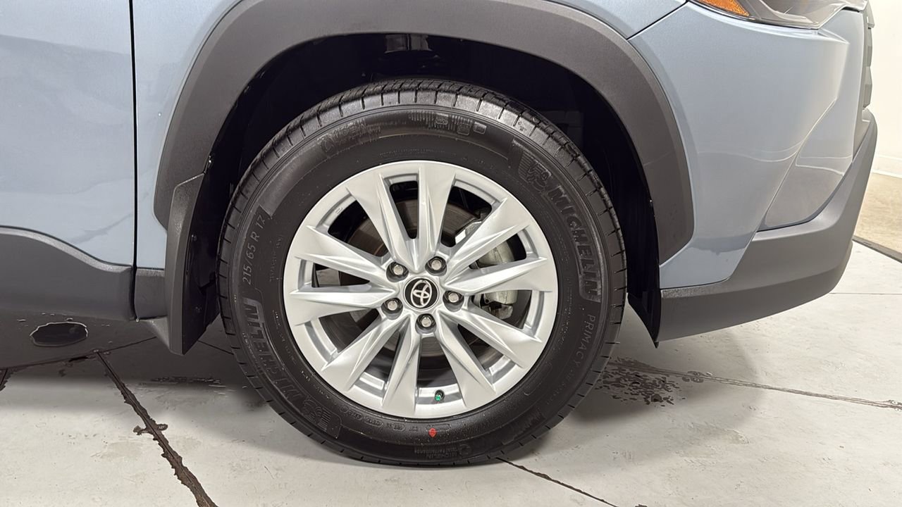 Certified 2026 Toyota Corolla Cross LE w/ Moonroof Package image 21
