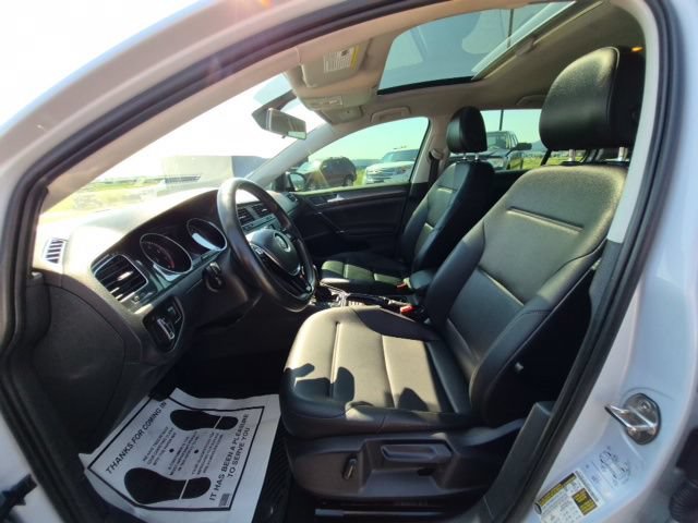 Used 2020 Volkswagen Golf 4-Door FWD image 9