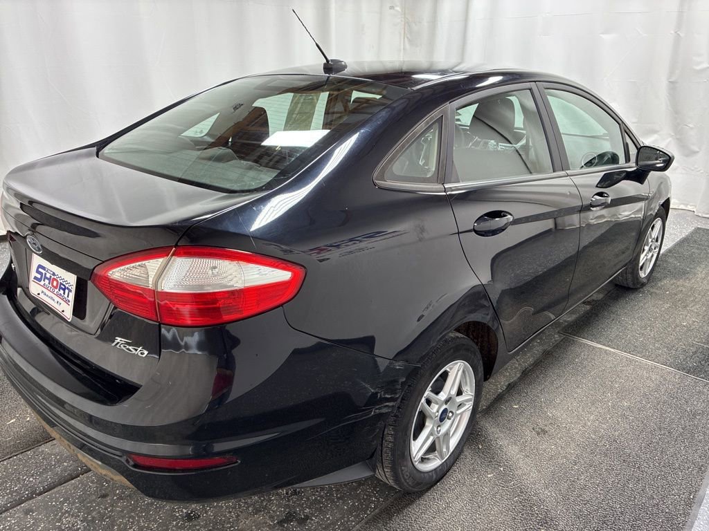 Used 2019 Ford Fiesta SE image 4