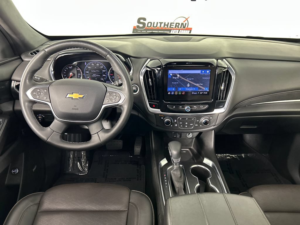 Used 2023 Chevrolet Traverse High Country FWD image 19