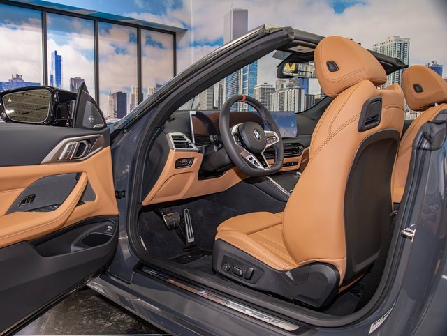 New 2026 BMW 440i xDrive Convertible w/ Premium Package image 15