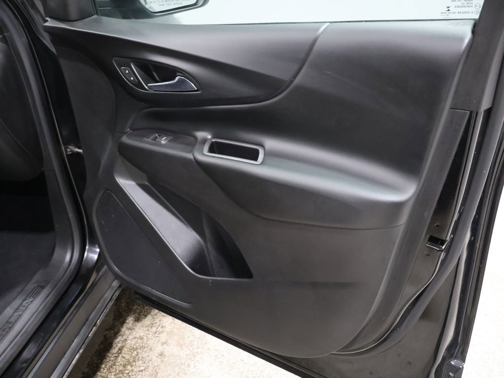 Used 2020 Chevrolet Equinox LT image 24