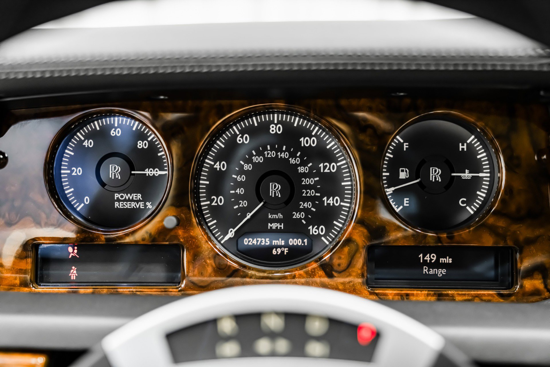 Used 2013 Rolls-Royce Phantom Sedan image 28