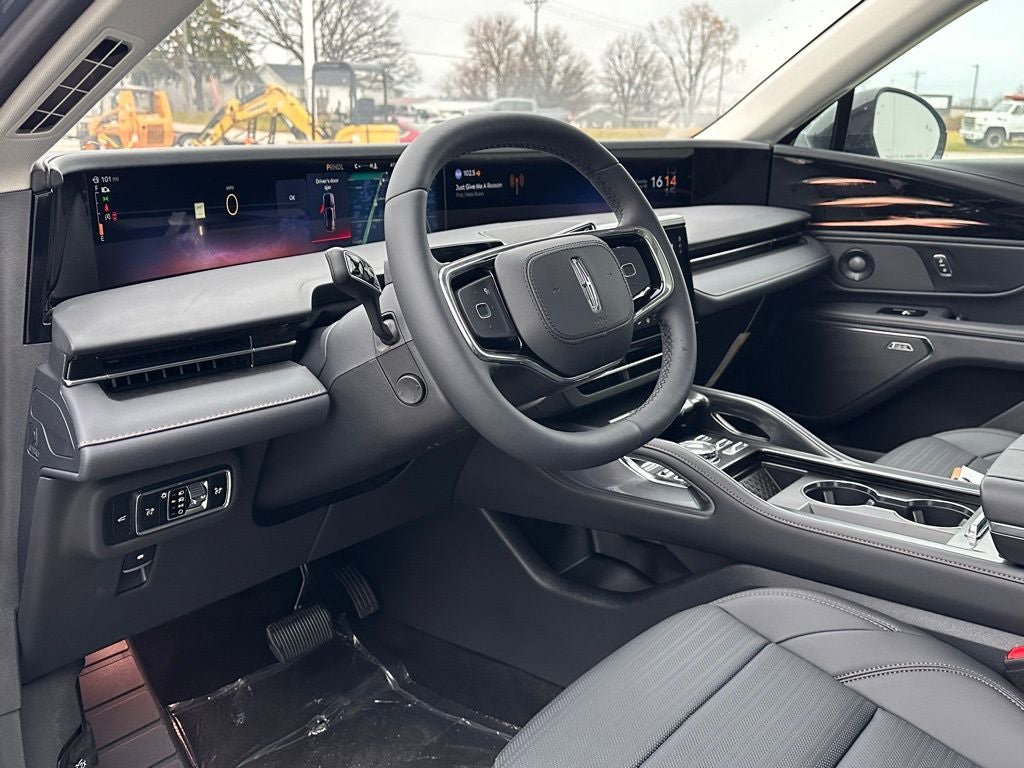 New 2026 Lincoln Nautilus Reserve w/ Jet Appearance Package AWD/4WD image 9