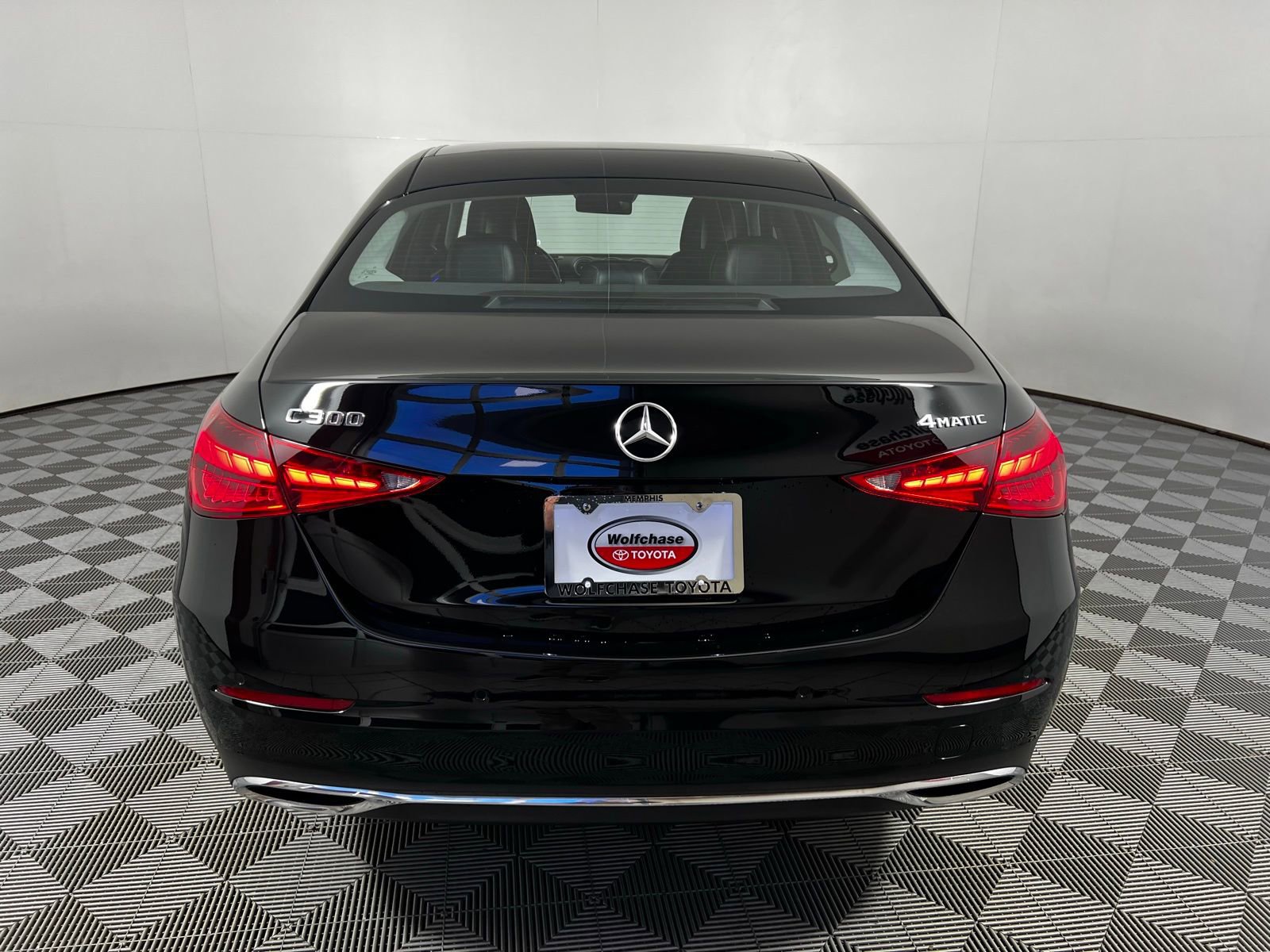 Used 2023 Mercedes-Benz C 300 4MATIC Sedan image 6