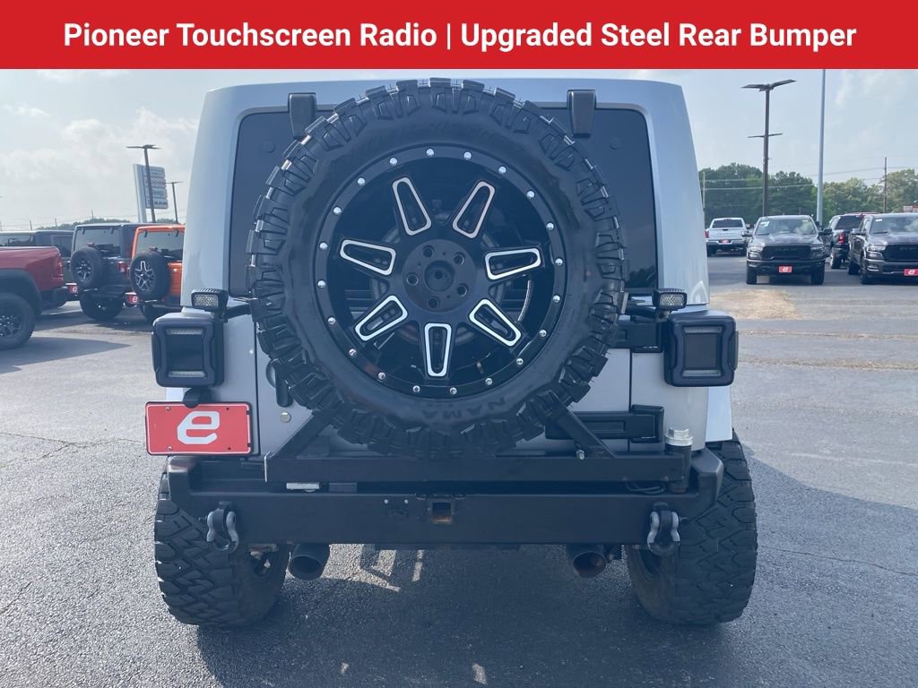 Used 2013 Jeep Wrangler Unlimited Rubicon w/ Connectivity Group AWD/4WD image 6