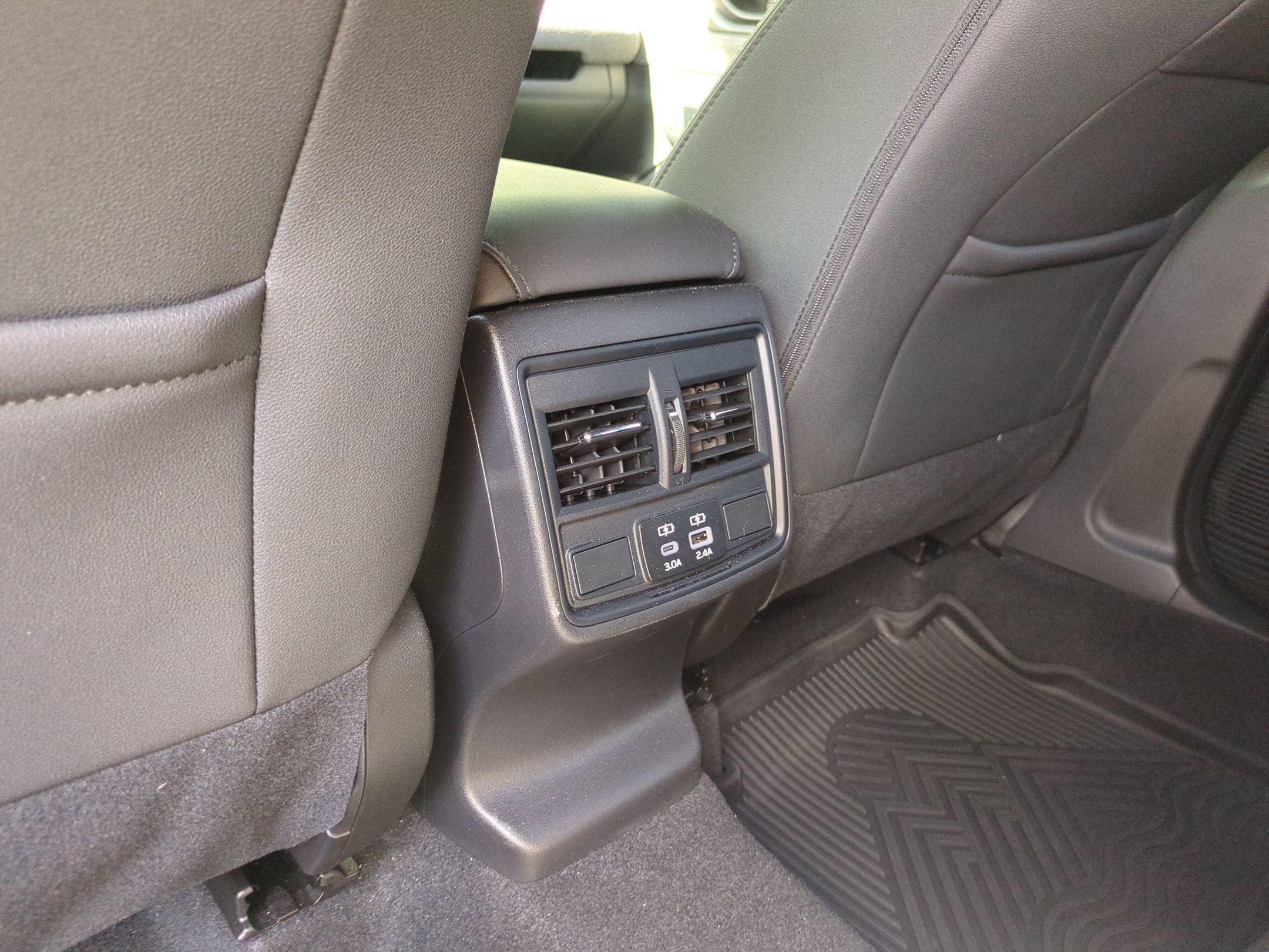 Used 2026 Subaru Outback Premium w/ Premium/Limited Package 2 AWD/4WD image 28