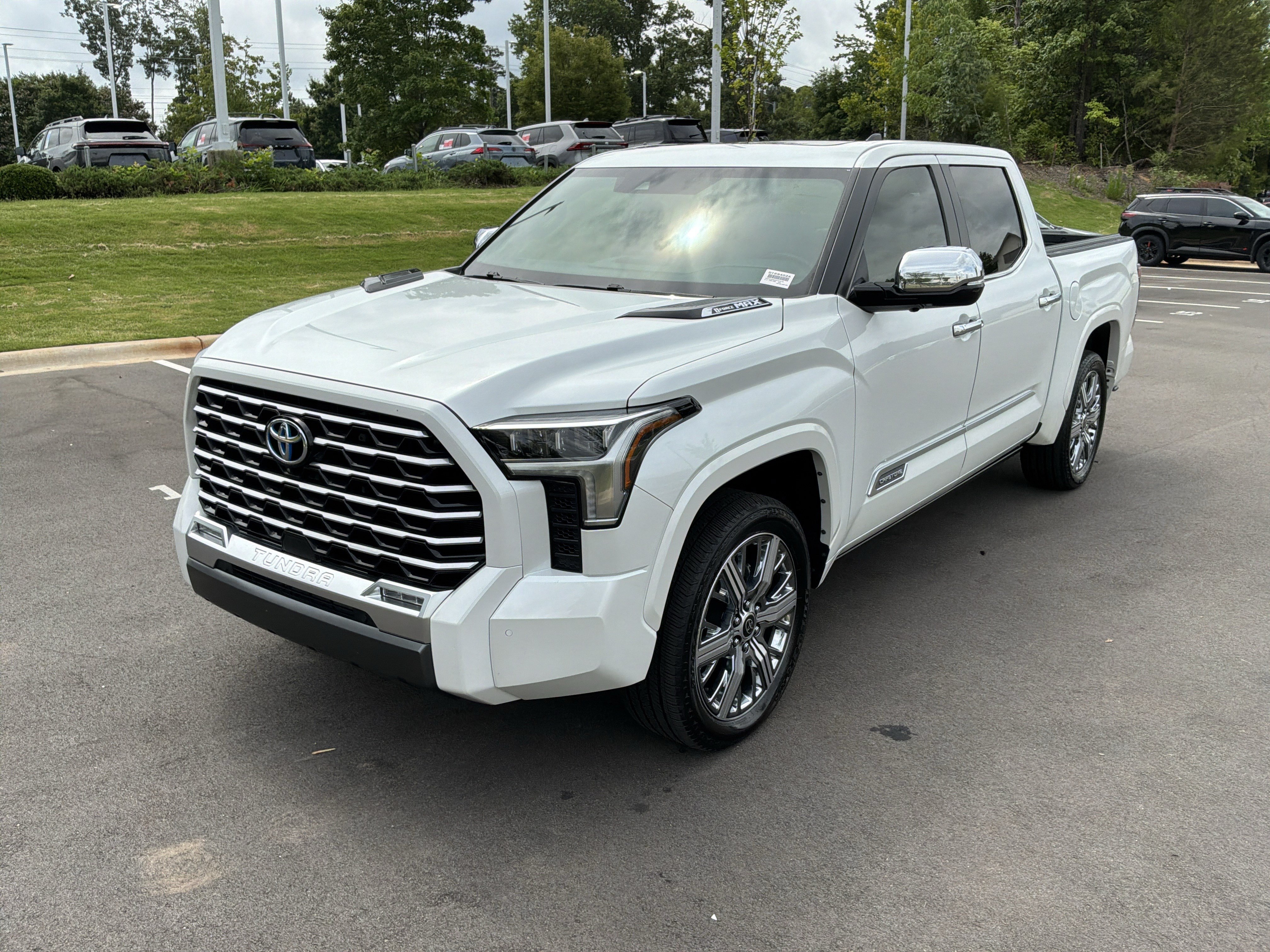 Used 2024 Toyota Tundra Capstone AWD/4WD image 5