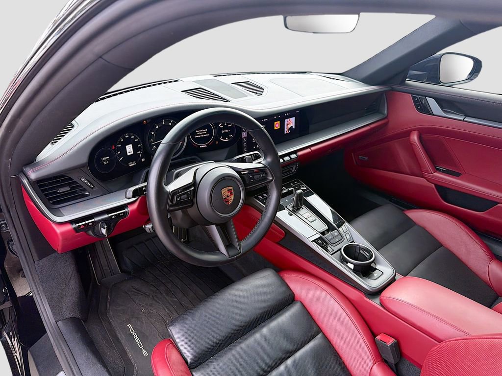 Used 2020 Porsche 911 Carrera 4S w/ Premium Package image 25