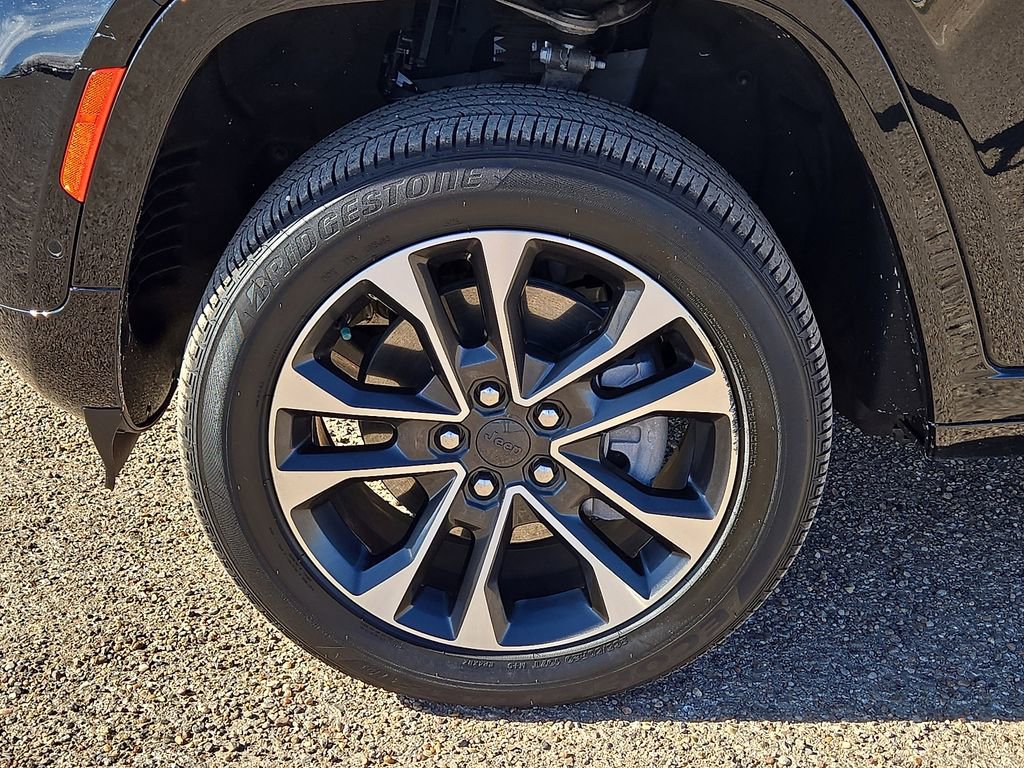 Used 2022 Jeep Grand Cherokee Overland image 10