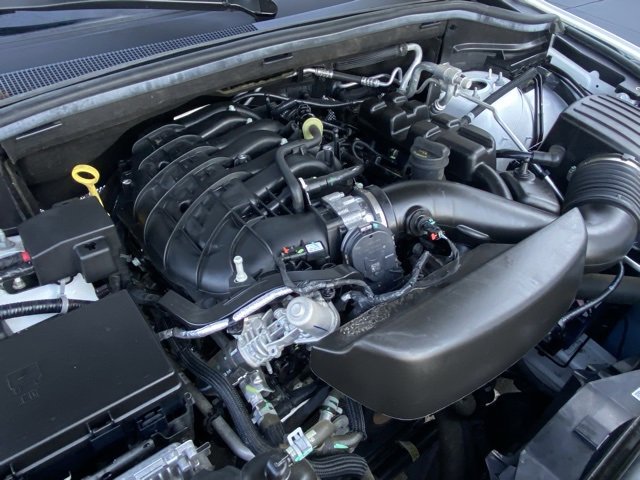 Used 2023 Dodge Durango GT image 11