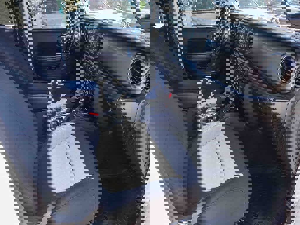 Certified 2022 Jeep Gladiator Sport image 15