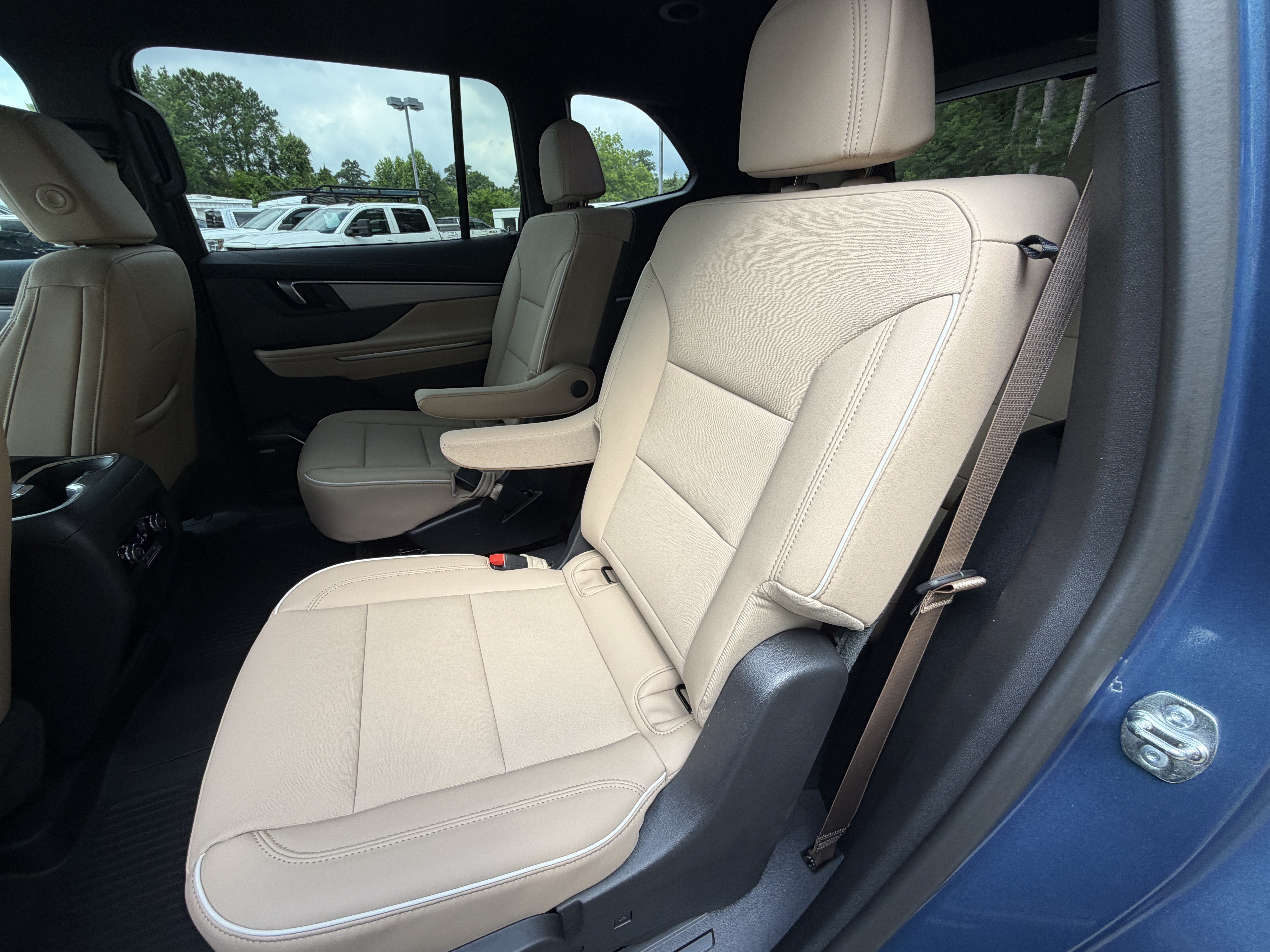 New 2026 Buick Enclave Preferred w/ Power Package FWD image 15