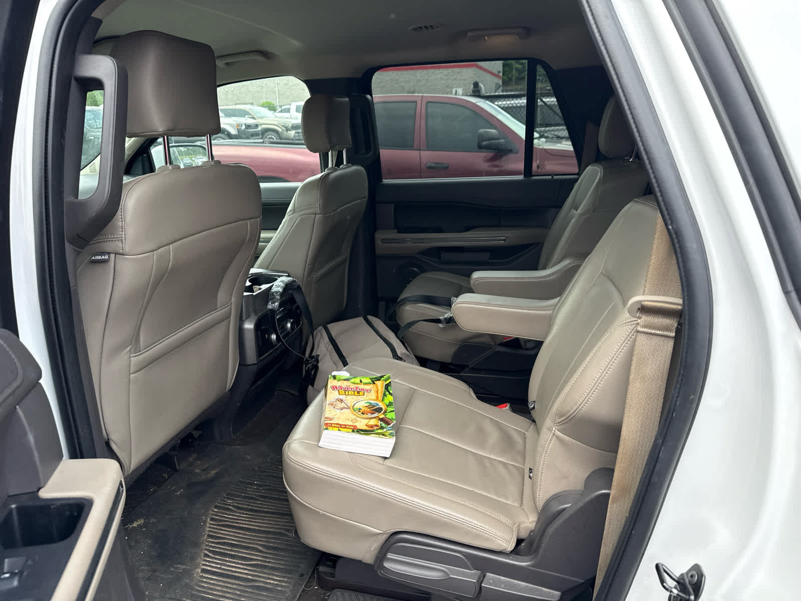 Used 2020 Ford Expedition Max XLT w/ Equipment Group 202A RWD image 7