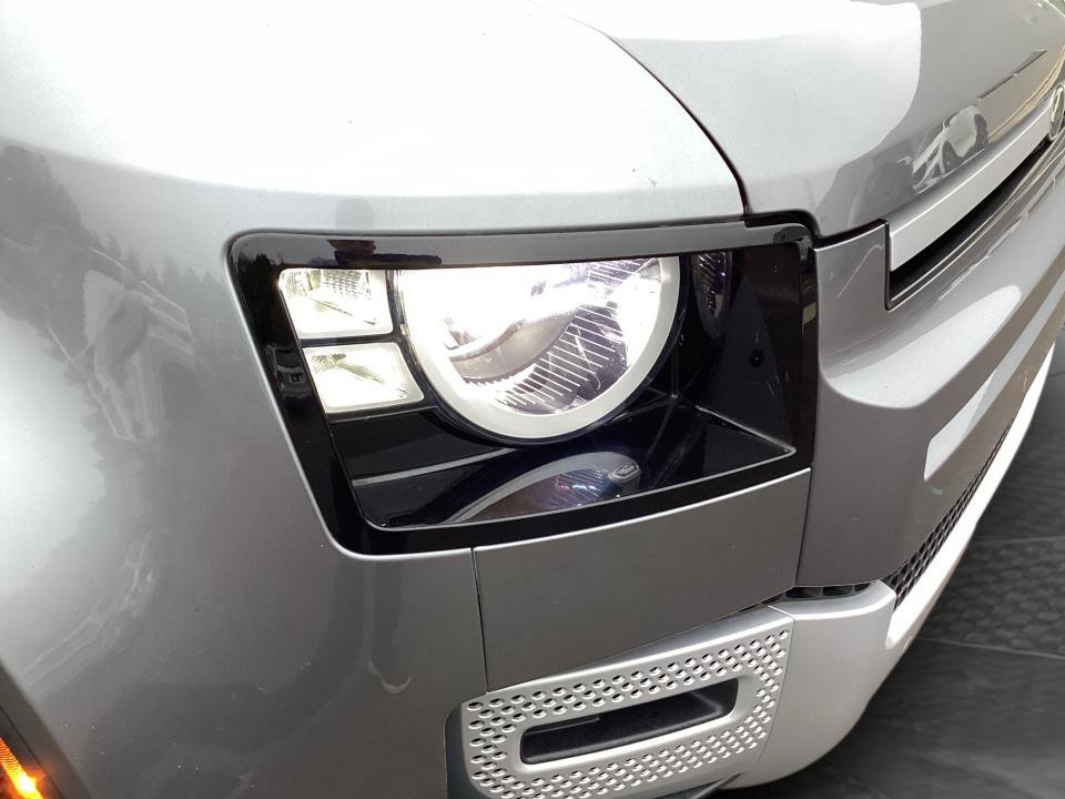 Used 2023 Land Rover Defender 110 S AWD/4WD image 28