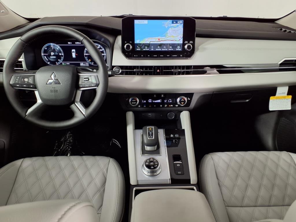 New 2025 Mitsubishi Outlander SEL image 12