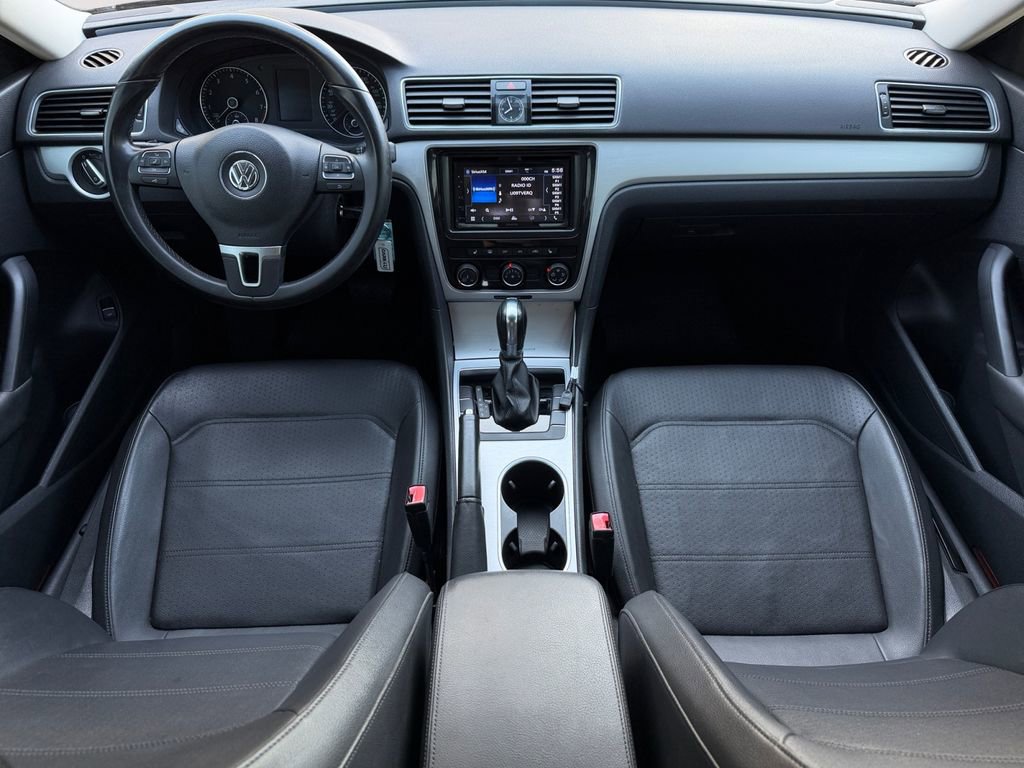 Used 2013 Volkswagen Passat 2.5 SE FWD image 16