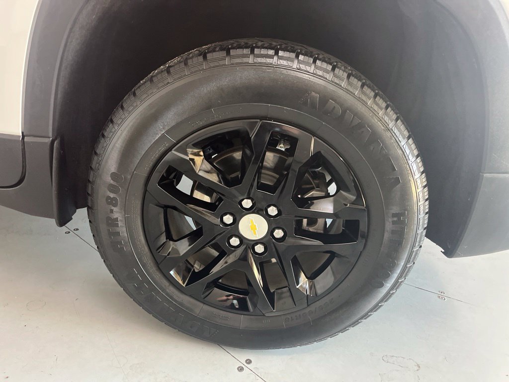 Used 2020 Chevrolet Traverse LS FWD image 16