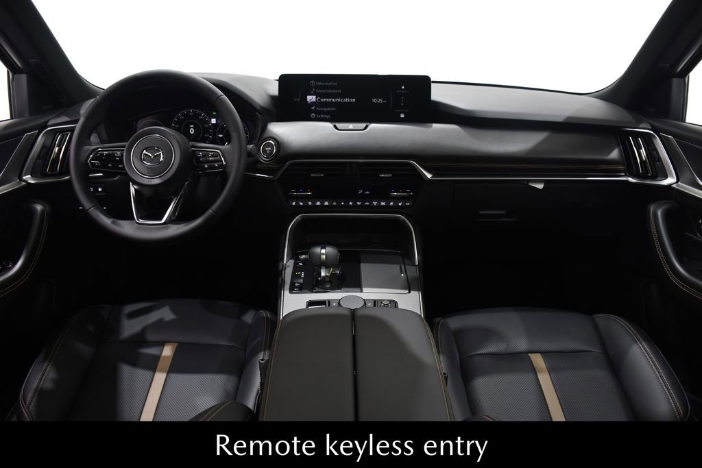 New 2025 MAZDA CX-70 Plug-In Hybrid w/ Premium Plus AWD/4WD image 8