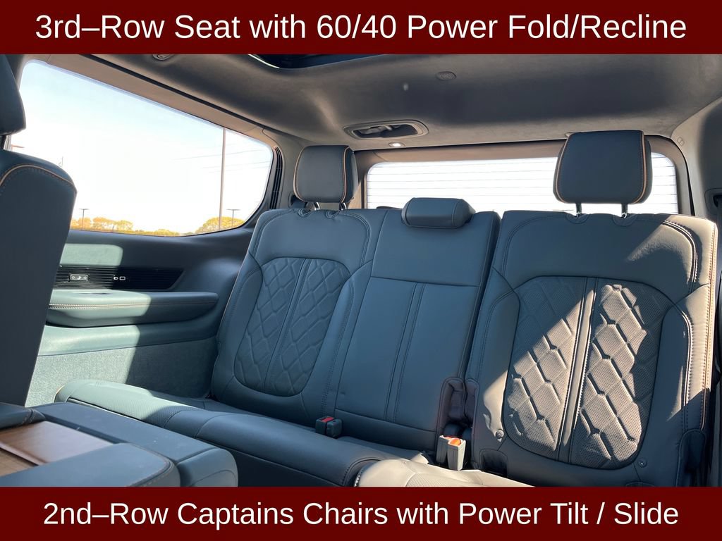 Used 2024 Jeep Grand Wagoneer Series III AWD/4WD image 31