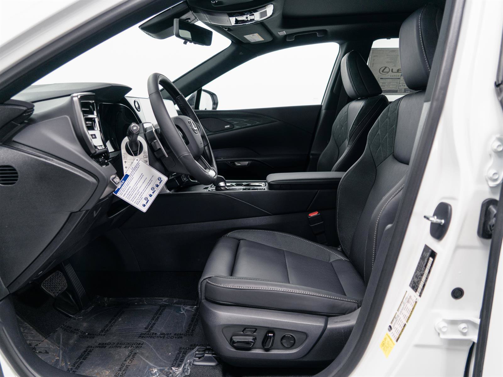 New 2026 Lexus RX 350 AWD w/ Convenience Package image 4