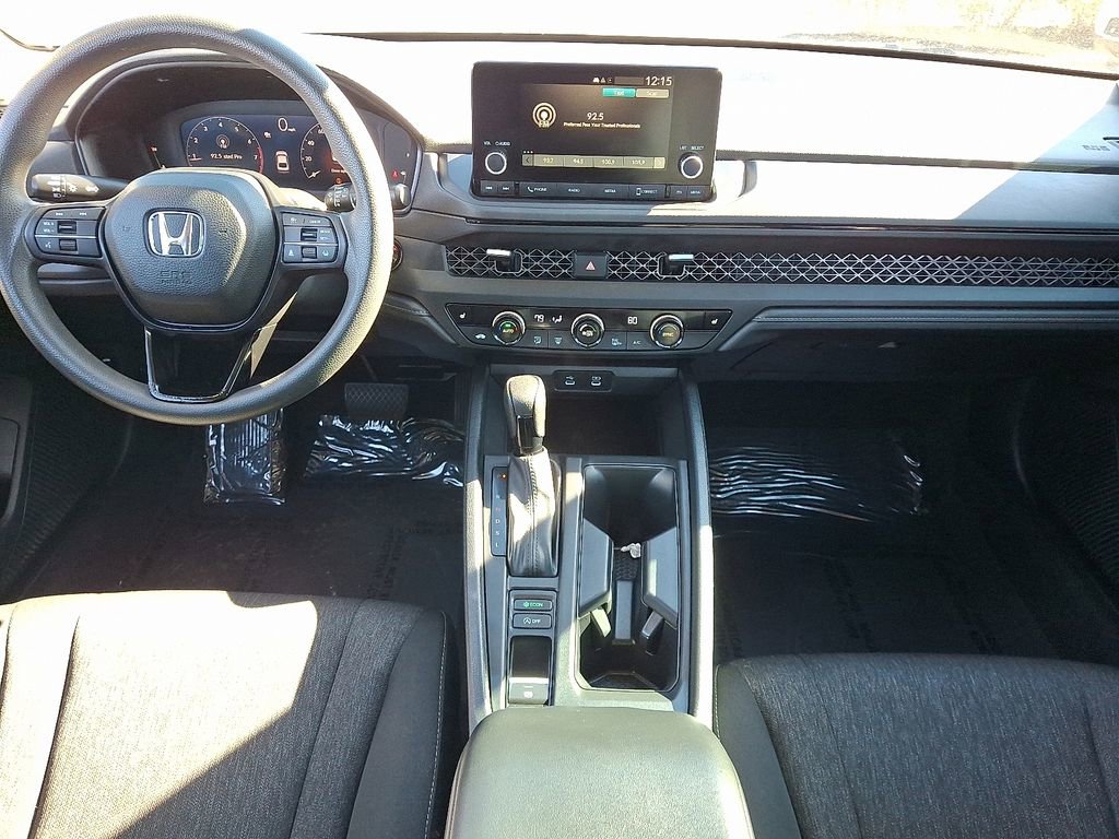Used 2023 Honda Accord EX image 16