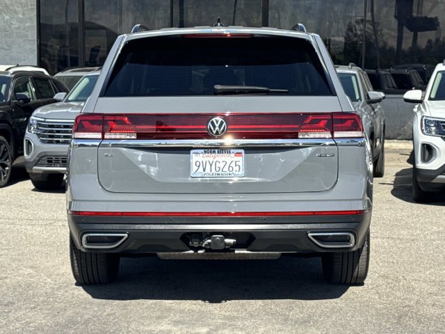 Certified 2025 Volkswagen Atlas SE AWD/4WD image 4
