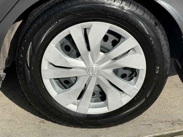 Used 2024 Nissan Versa S w/ Trunk Package FWD image 8