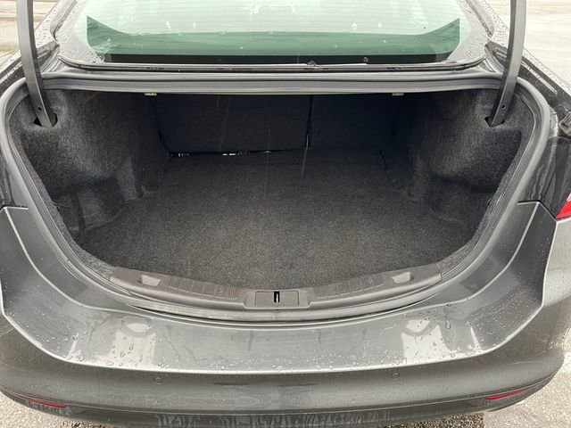 Used 2016 Ford Fusion SE FWD image 18