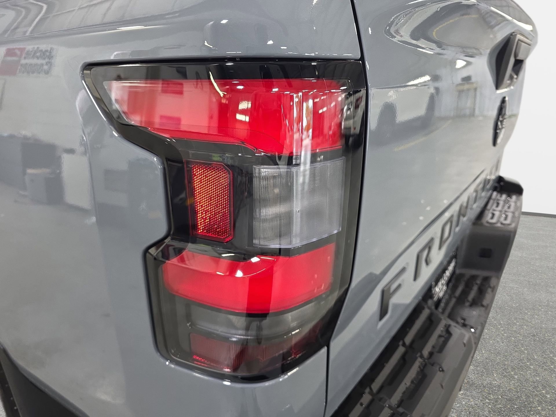 New 2026 Nissan Frontier SV w/ Tow Package RWD image 33