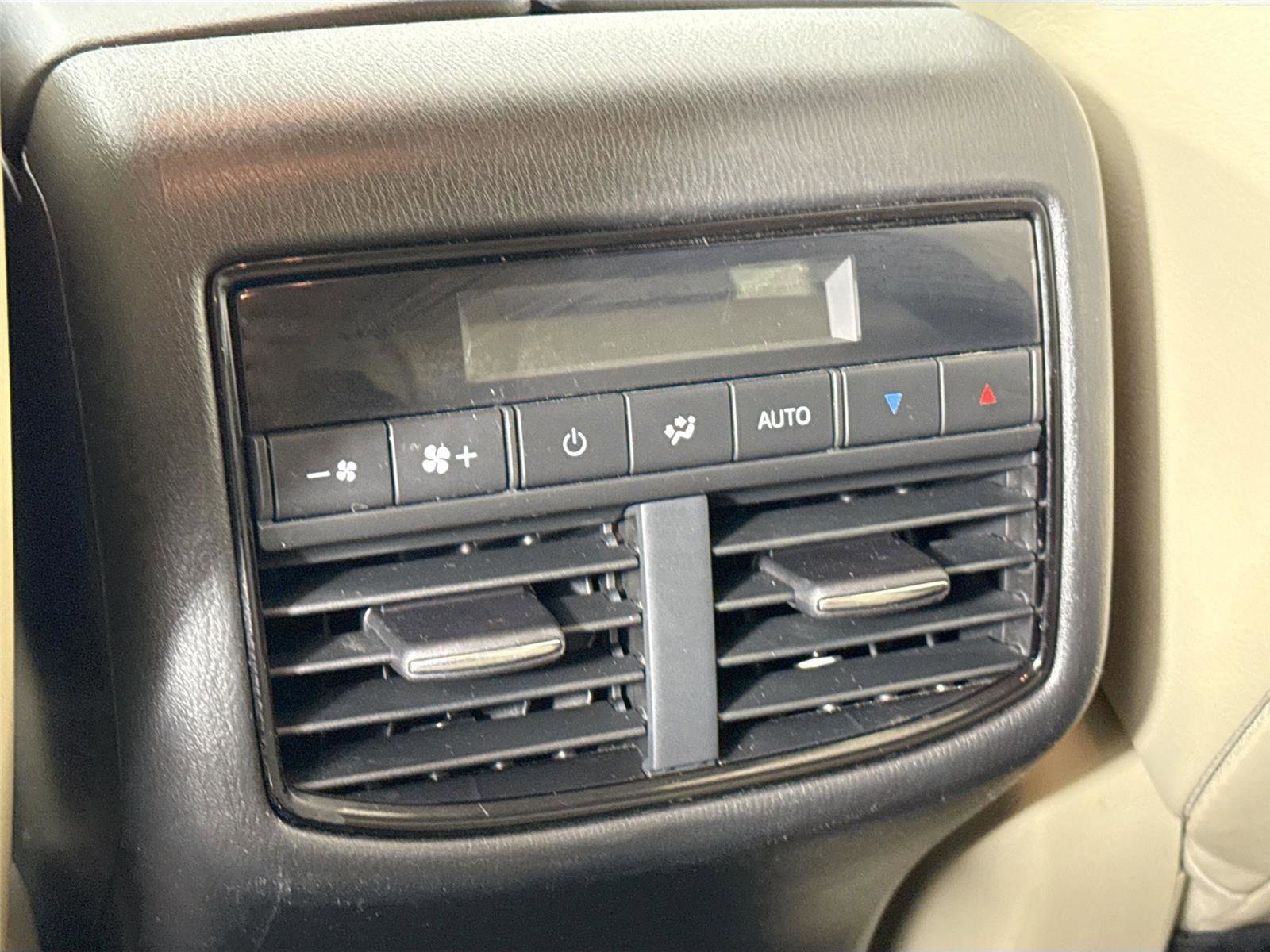 Used 2020 MAZDA CX-9 Touring image 37