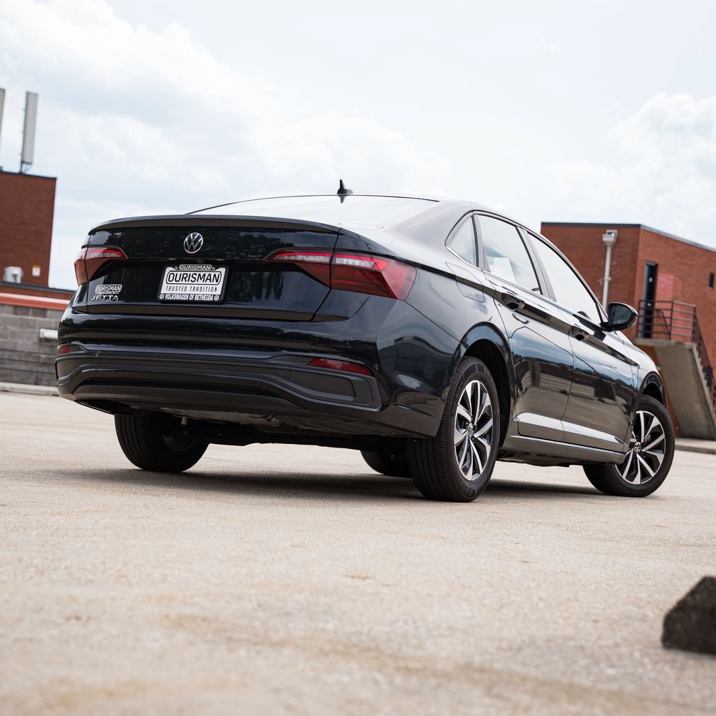 Used 2024 Volkswagen Jetta S FWD image 6