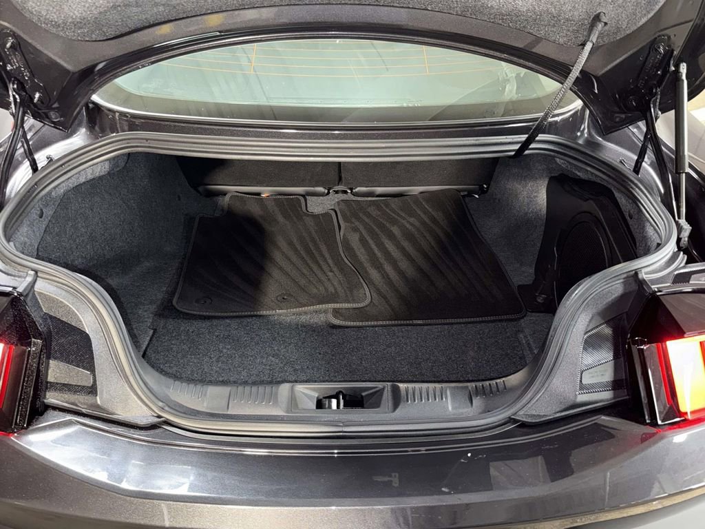 Used 2024 Ford Mustang GT Premium image 17