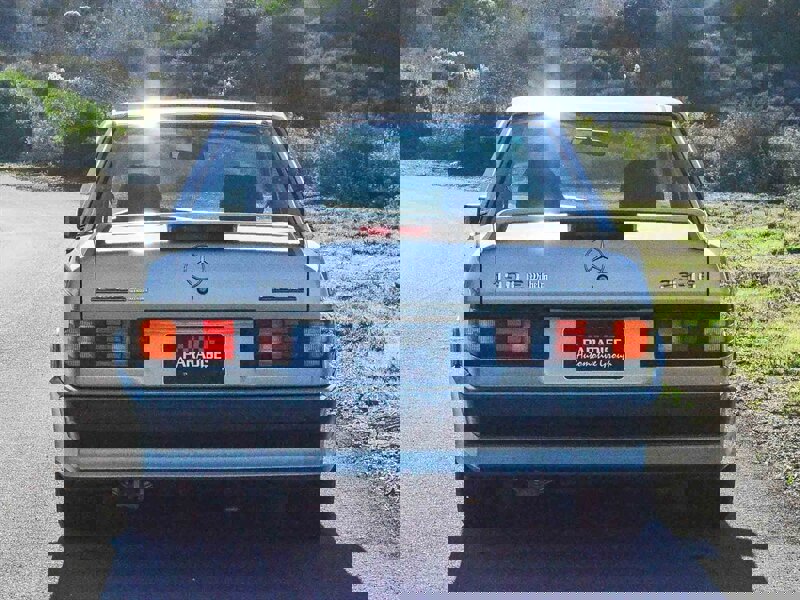 Used 1987 Mercedes-Benz 190 E 2.3-16 image 7