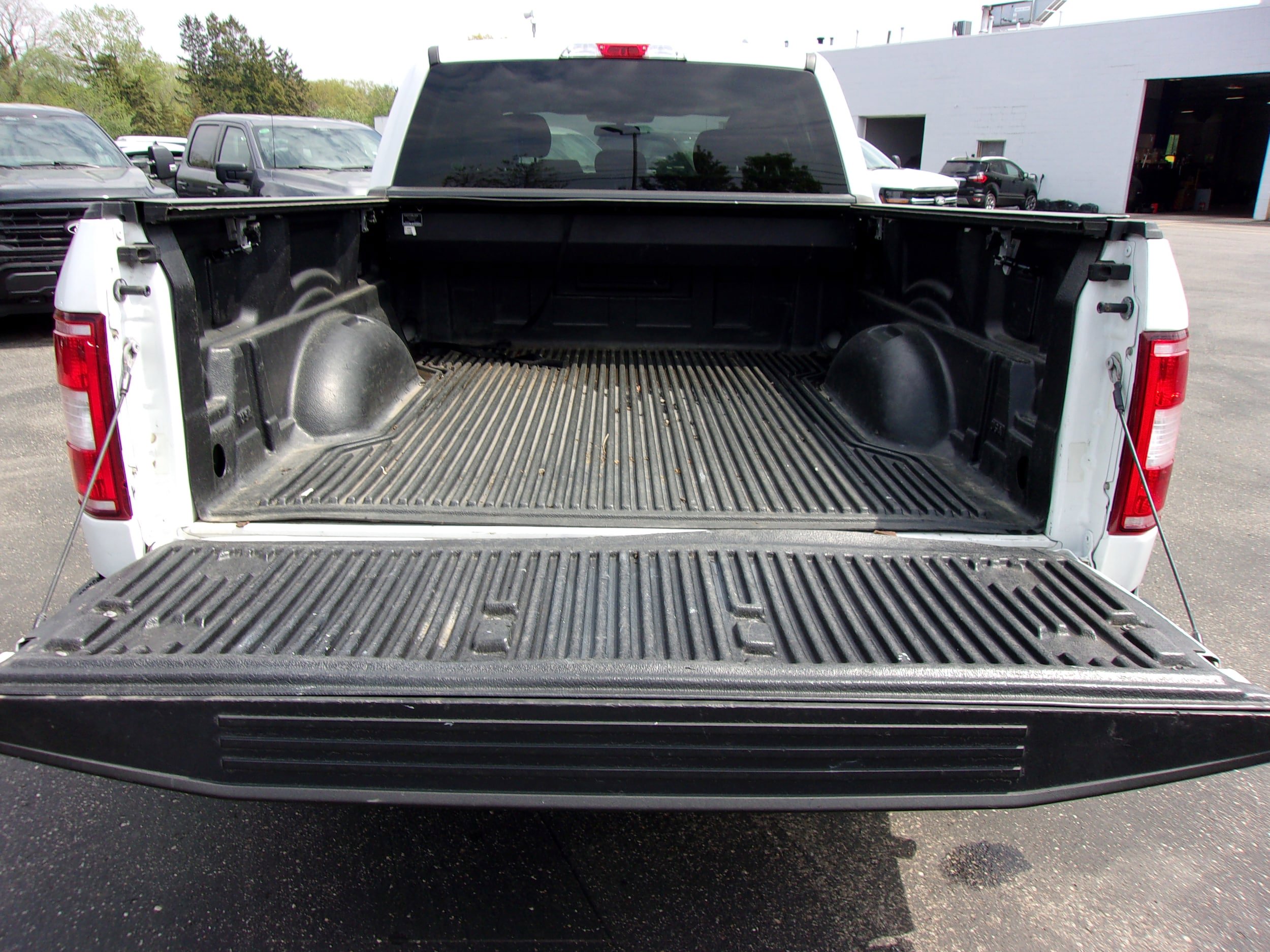 Certified 2020 Ford F150 XLT image 4