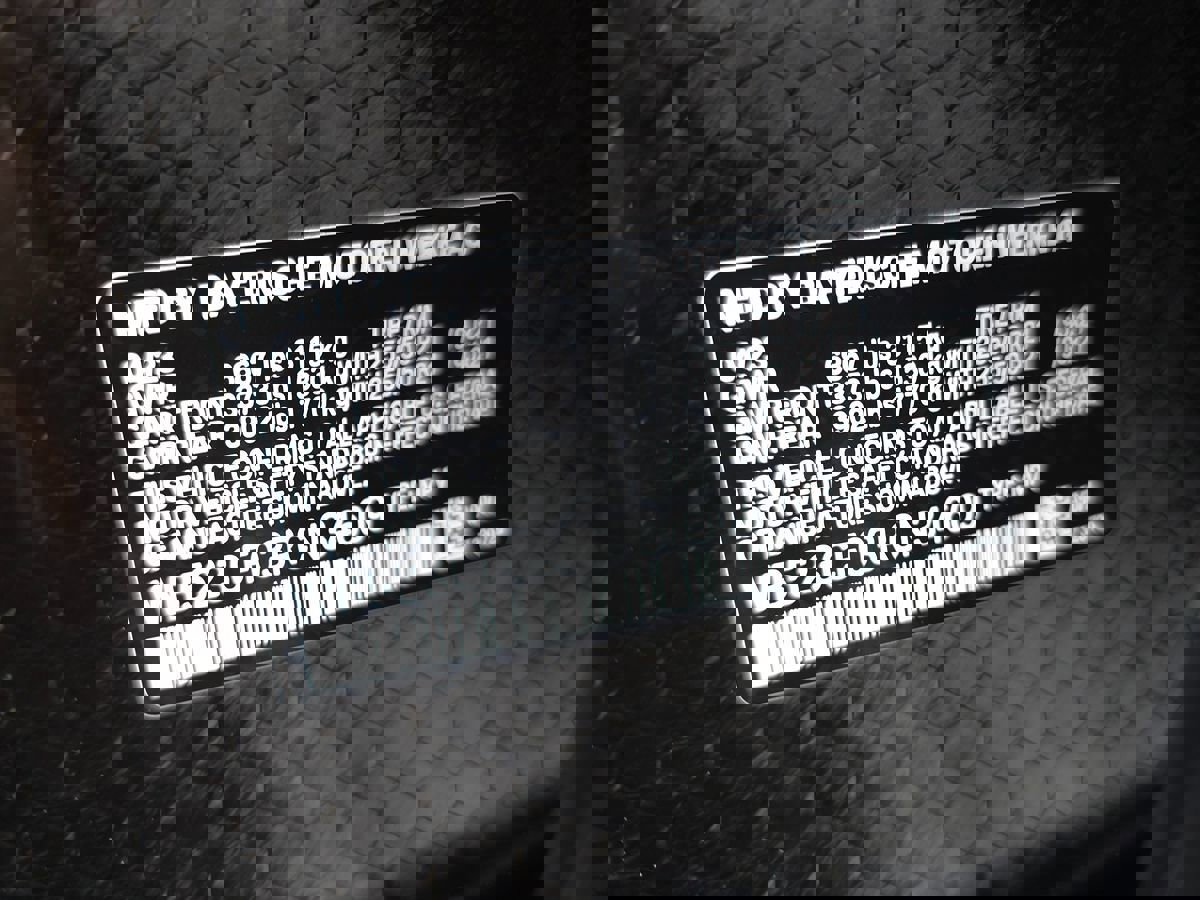 Used 2024 BMW iX xDrive50 w/ Premium Package image 62