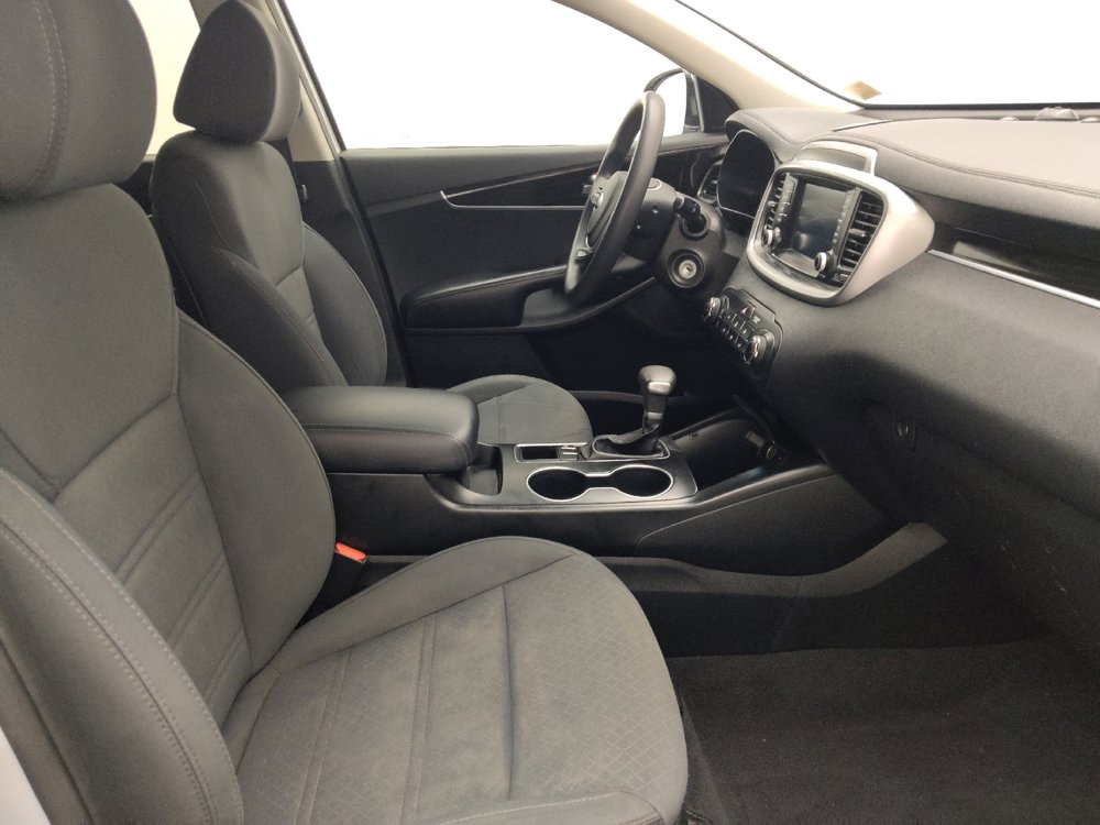 Used 2020 Kia Sorento LX FWD image 21