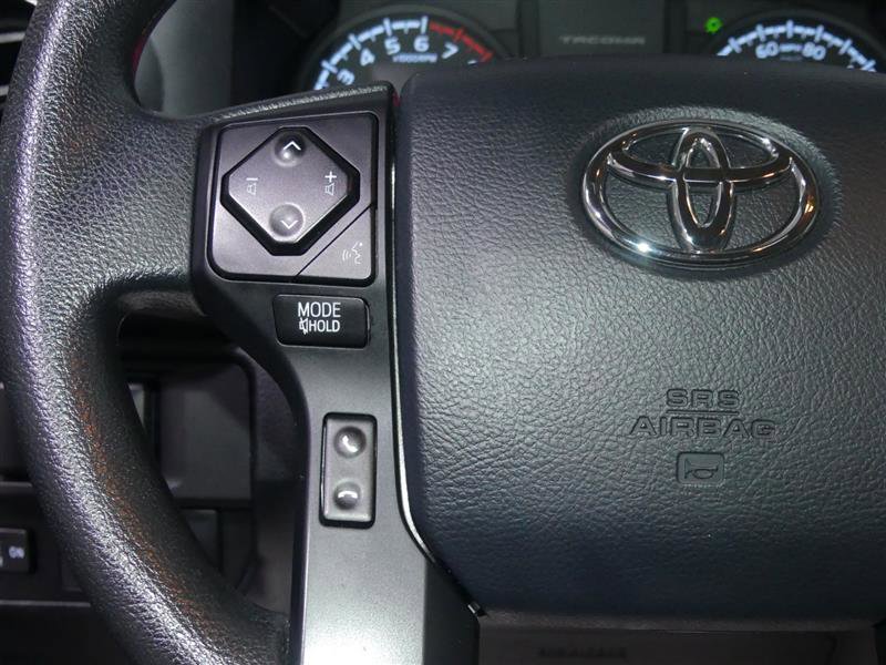 Used 2017 Toyota Tacoma SR image 28