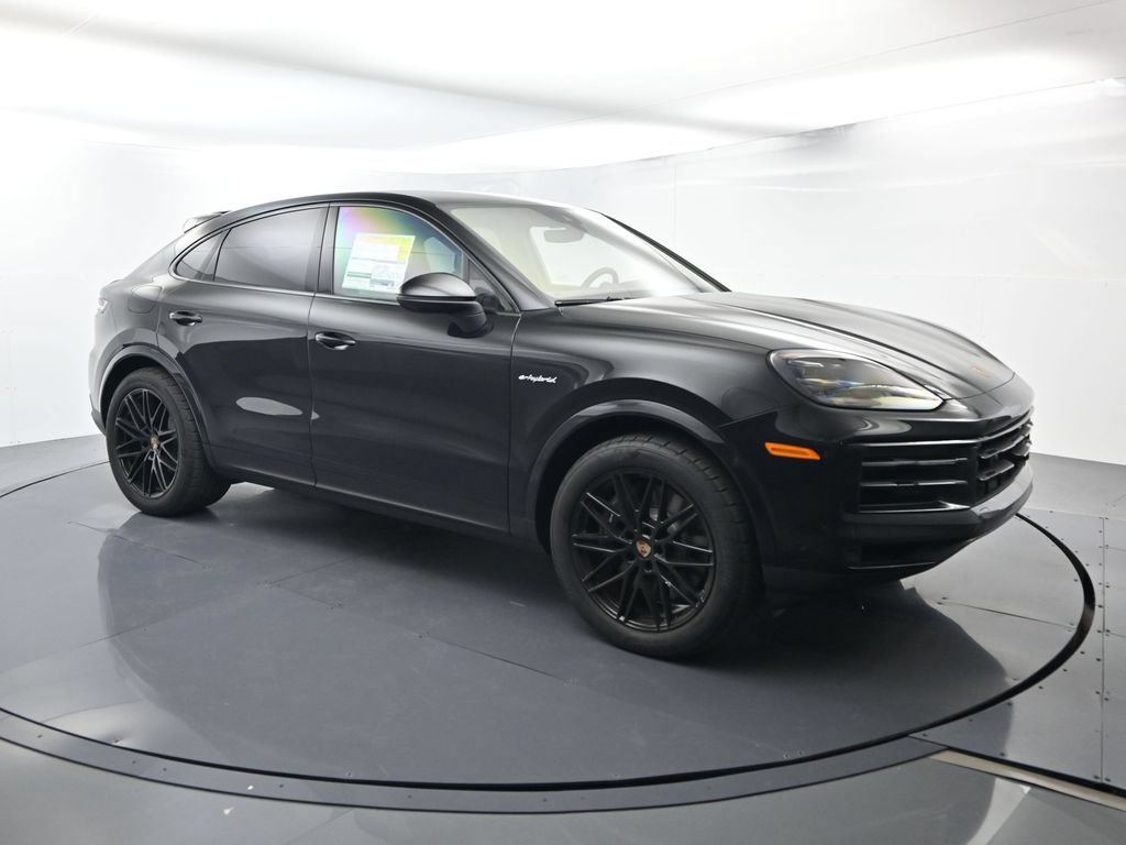 Certified 2026 Porsche Cayenne E-Hybrid Coupe AWD/4WD image 17