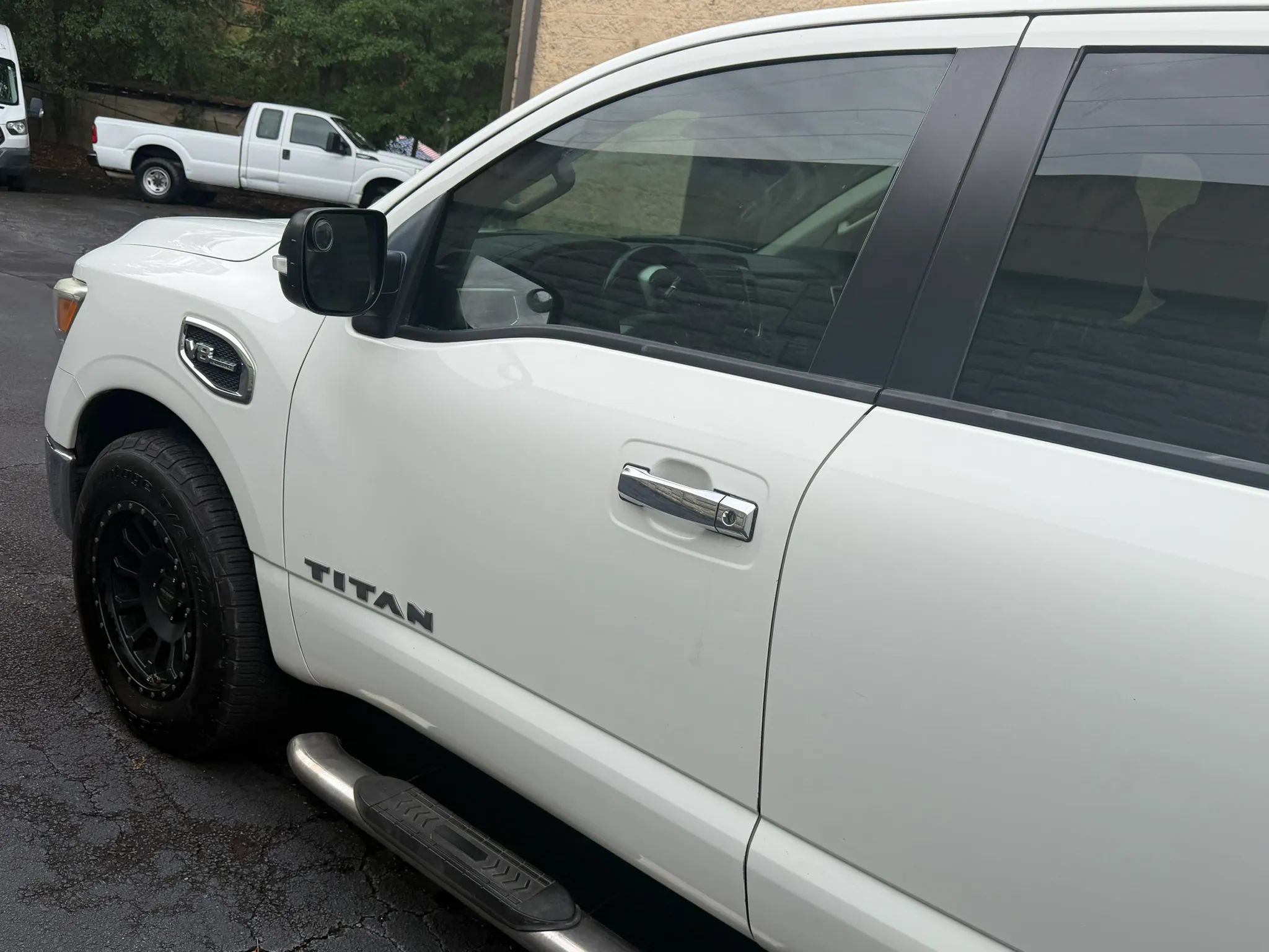 Used 2017 Nissan Titan SV RWD image 33