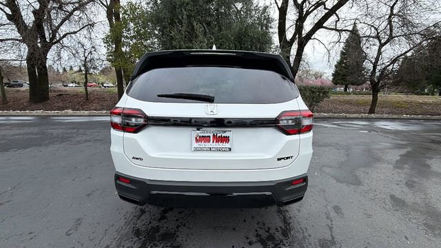 New 2026 Honda Pilot Sport image 5