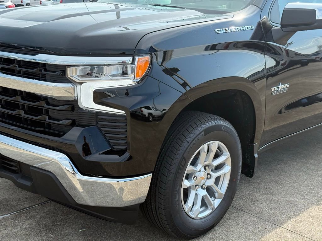 New 2026 Chevrolet Silverado 1500 LT image 2