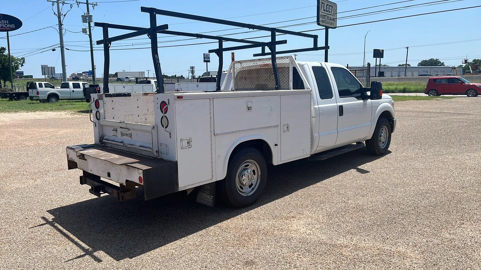Used 2015 Ford F250 XL w/ Power Equipment Group RWD image 4